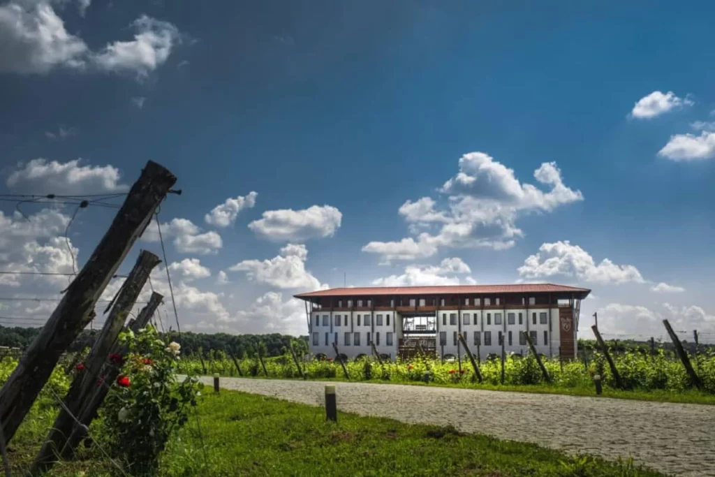 Casa Vlăsia e o destinație, nu o oprire
